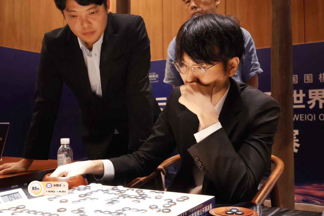 成都棋手黨毅飛擊敗韓國第一人，拿下職業(yè)生涯第二個世界冠軍:宏鑫機械設備有限公司

