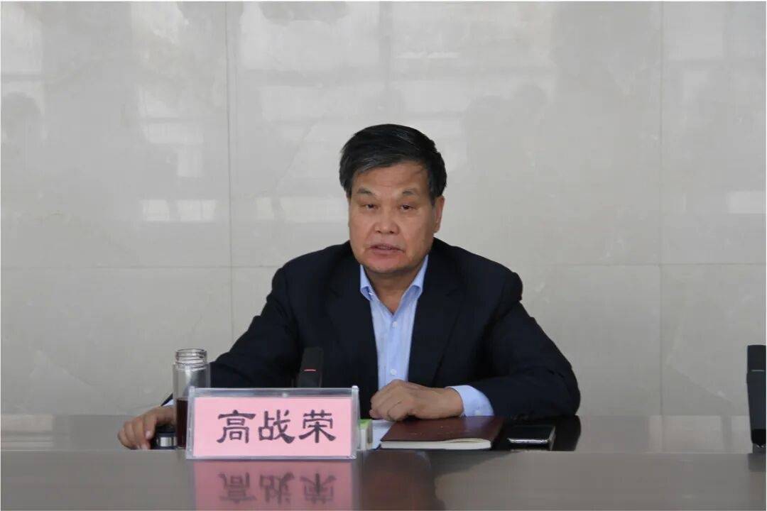 河南省財(cái)政廳原副廳長(zhǎng)高戰(zhàn)榮被查<strong></p>
<p>宏鑫機(jī)械設(shè)備有限公司
</strong>，曾任三門峽市副市長(zhǎng):宏鑫機(jī)械設(shè)備有限公司
