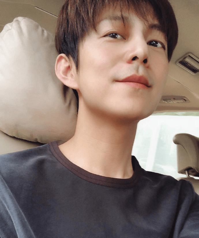 51歲何炅坦言：精力大不如前<strong></p>
<p>宏鑫機(jī)械設(shè)備有限公司
</strong>，我現(xiàn)在特別痛苦，又近視又老花:宏鑫機(jī)械設(shè)備有限公司
