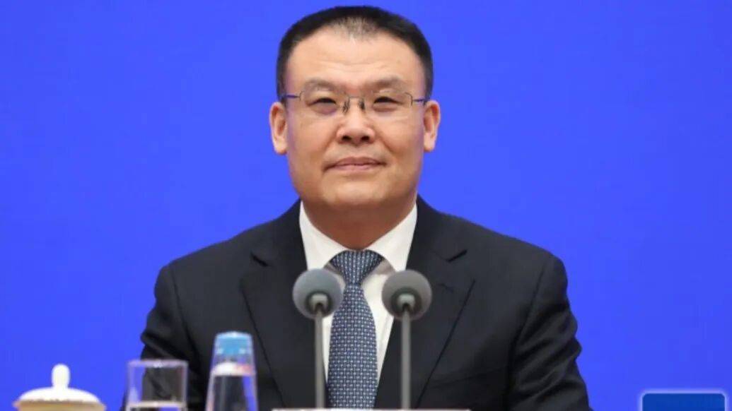 財政部副部長王東偉履新安徽省委常委<strong></p>
<p>宏鑫機械設(shè)備有限公司
</strong>,河南唐河人:宏鑫機械設(shè)備有限公司