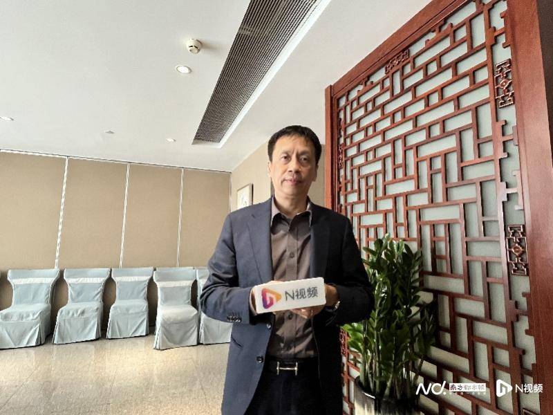對(duì)話越南女企業(yè)家阮氏芳草:廣州地鐵系統(tǒng)先進(jìn)<strong></p>
<p>宏鑫機(jī)械設(shè)備有限公司
</strong>,期待廣交會(huì):宏鑫機(jī)械設(shè)備有限公司