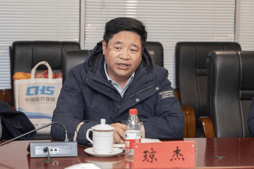 西藏：縣長(zhǎng)瓊杰被查:宏鑫機(jī)械設(shè)備有限公司
