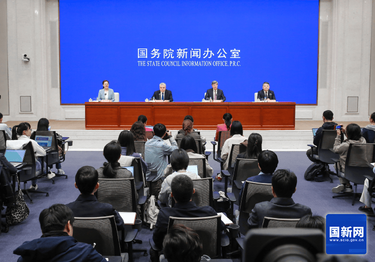 廣東新人婚禮上的這個(gè)舉動(dòng)<strong></p>
<p>宏鑫機(jī)械設(shè)備有限公司
</strong>，被中央文明辦點(diǎn)贊！網(wǎng)友：建議全國推廣:宏鑫機(jī)械設(shè)備有限公司
