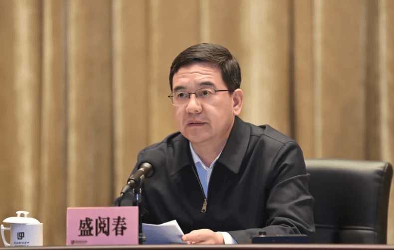 武漢市委書記調(diào)整:宏鑫機械設(shè)備有限公司
