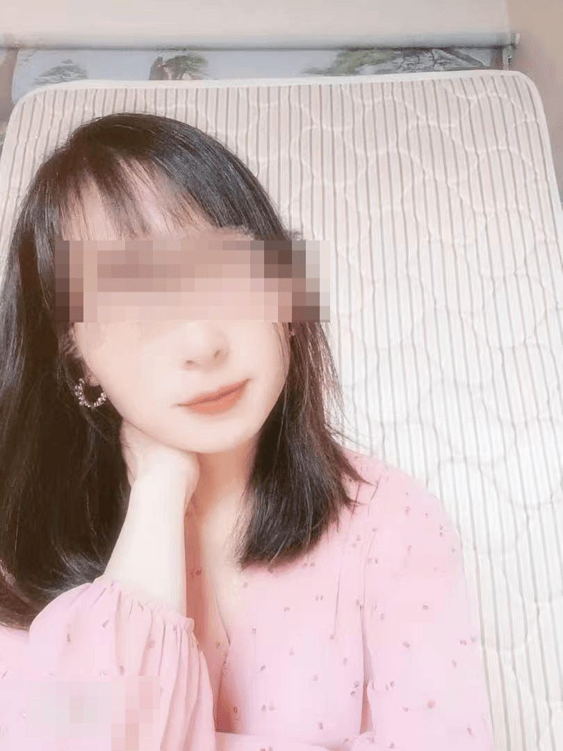 妻子患癌去世前被三次起訴離婚，前夫遺棄罪因證據(jù)不足被駁回｜在場:宏鑫機(jī)械設(shè)備有限公司
