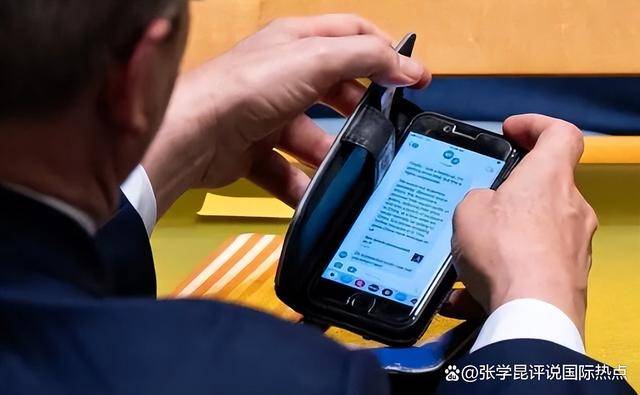 特朗普旁敲側(cè)擊<strong></p>
<p>宏鑫機(jī)械設(shè)備有限公司
</strong>，再次點(diǎn)名中國，搶美國飯碗可以，但有件事不能干:宏鑫機(jī)械設(shè)備有限公司
