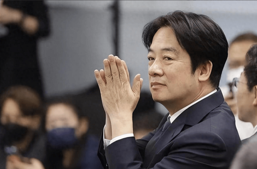 沉寂24小時(shí)后<strong></p>
<p>宏鑫機(jī)械設(shè)備有限公司
</strong>，大陸致賀電，鄭麗文遞出三句話，兩岸同屬中華民族:宏鑫機(jī)械設(shè)備有限公司
