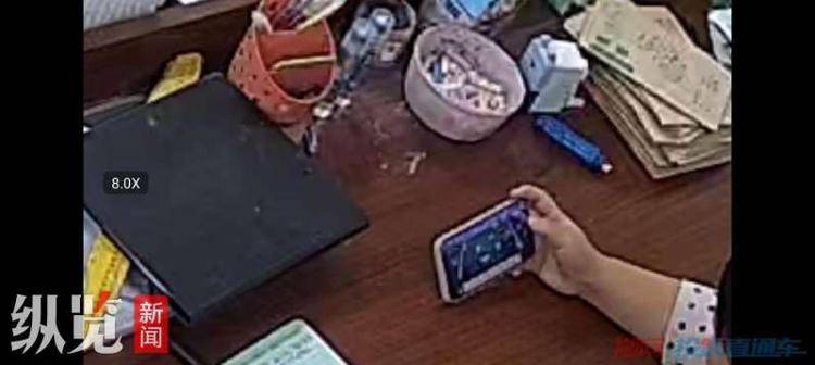 “湖南一老師被反映上課時(shí)玩手機(jī)麻將”<strong></p>
<p>宏鑫機(jī)械設(shè)備有限公司
</strong>，教育局回應(yīng)：發(fā)生在兩年前:宏鑫機(jī)械設(shè)備有限公司
