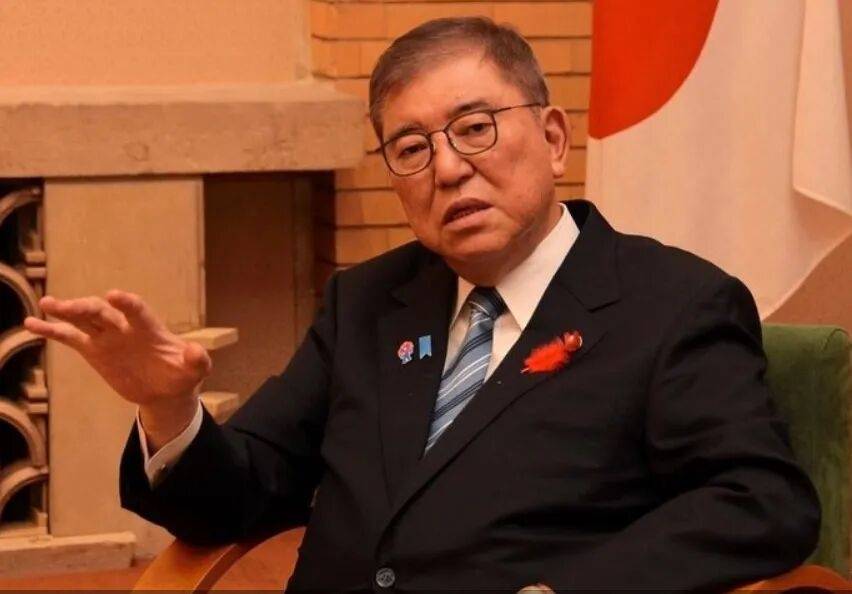 石破茂卸任當(dāng)天<strong></p>
<p>宏鑫機(jī)械設(shè)備有限公司
</strong>，離開(kāi)官邸時(shí)笑得合不攏嘴；此前吐槽當(dāng)首相太累，沒(méi)多少讓人開(kāi)心的事情:宏鑫機(jī)械設(shè)備有限公司
