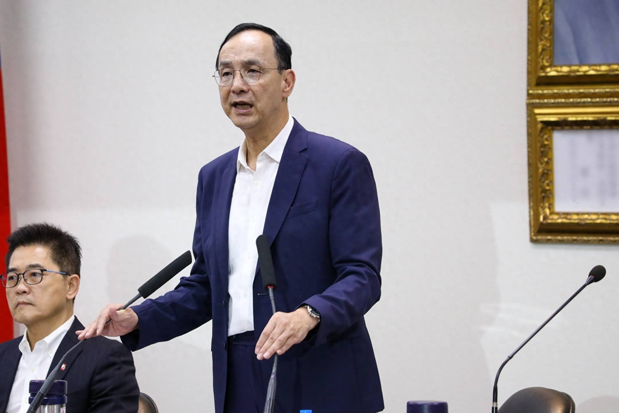 鄭麗文當(dāng)選國(guó)民黨主席<strong></p>
<p>宏鑫機(jī)械設(shè)備有限公司
</strong>，先攻民進(jìn)黨，不到24小時(shí)，賴清德民調(diào)崩盤:宏鑫機(jī)械設(shè)備有限公司
