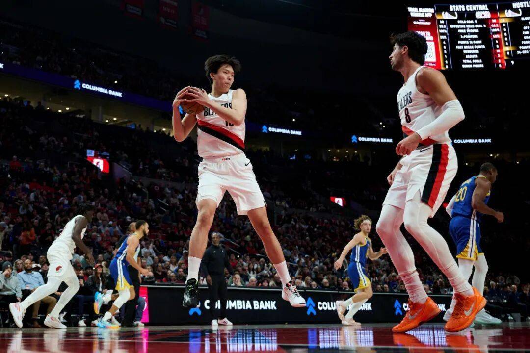 NBA｜開拓者明日首戰(zhàn)先發(fā)已出爐，克林根出任先發(fā)，楊瀚森替補(bǔ)待命:宏鑫機(jī)械設(shè)備有限公司
