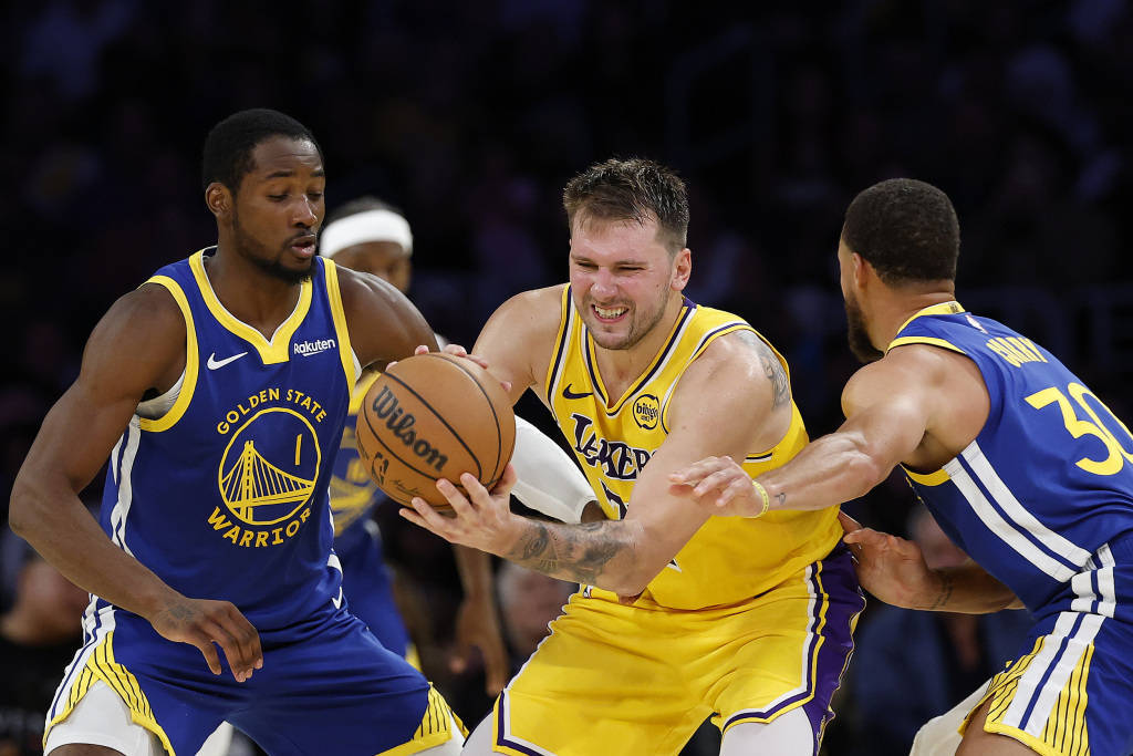 NBA各隊(duì)為何要對(duì)勇士心存忌憚<strong></p>
<p>宏鑫機(jī)械設(shè)備有限公司
</strong>？首秀開門紅就是答案:宏鑫機(jī)械設(shè)備有限公司
